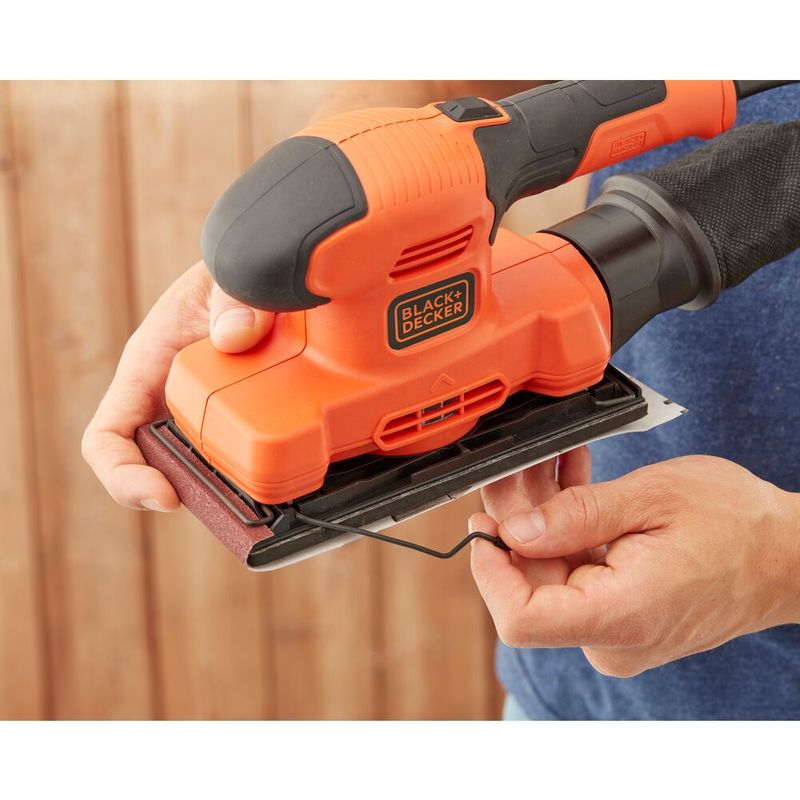 Lijadora Orbital 1/3 Hoja 150W Black & Decker - Easy